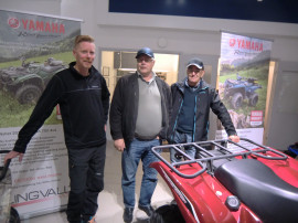Patrik Strand, Lingvalls Motor, visade en Yamaha snöskoter för Lennart Karlsson och Ole Nyström, Polyweld